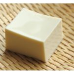絹ごし豆腐一丁のカロリーや糖質はどのくらい？ダイエット中は食べていいの？