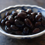 【黒豆】8個の効能や効果が凄い!食べ過ぎないための摂取量はどのくらい?