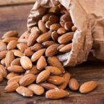 アーモンドを食べ過ぎると肝臓に悪い！？１日何粒食べればいいの？